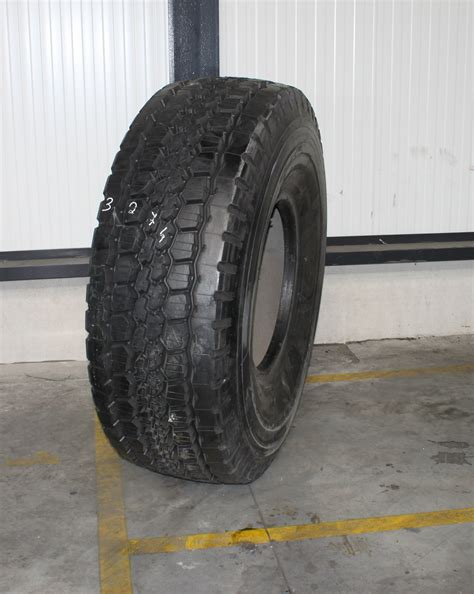 525/80R25 USED BRIDGESTONE VHS ** TL 31MM NO REP 3274 | Heuver