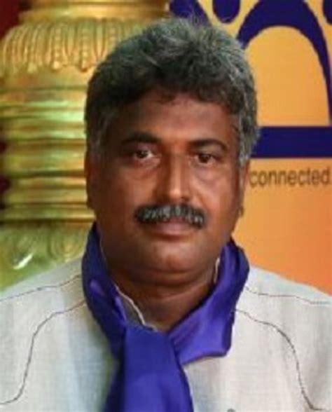 Vijaya Vaanijya Alumni - Stay Connected , Grow Connected.