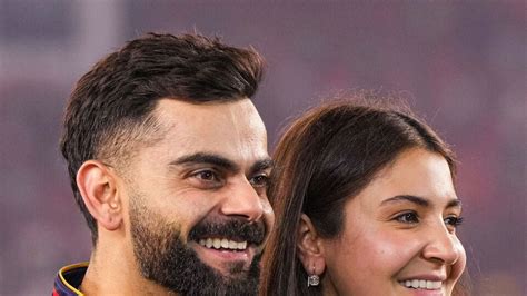 Virat Kohli, Anushka Sharma spotted enjoying view in London, viral ...