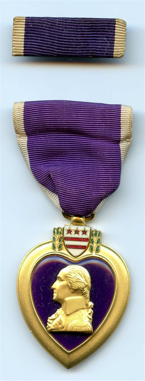 WW2 Cased Purple Heart Medal | Chasing Militaria