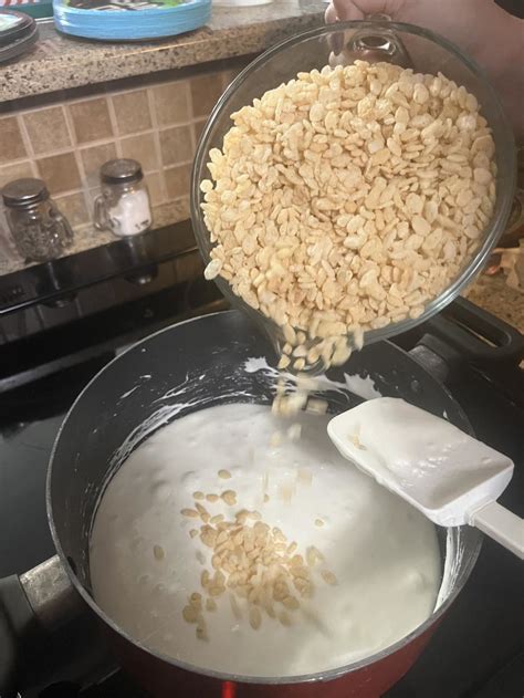 Frosted Rice Krispie treat recipe – The Journal Rewired