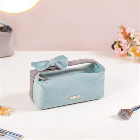Velvet Makeup Pouch with Bow Set Of 2 Online - Premium Vanity Pouch ...