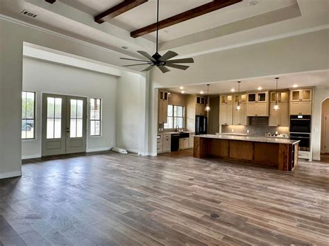 Shower Remodels Belton TX | Temple TX | Bell County Flooring