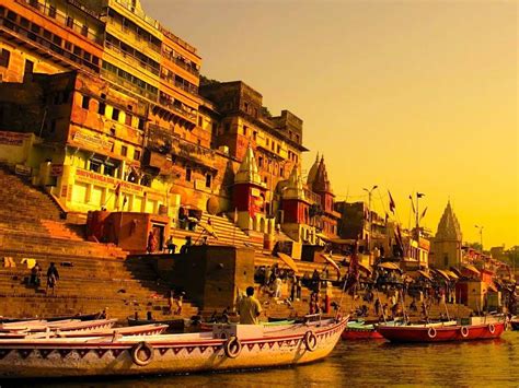 5 Most Divine & Famous Ghats In Banaras | Varanasi Ghats | Solitary ...