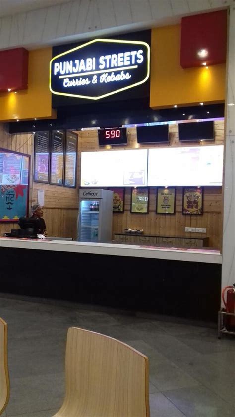 Punjabi streets, Sahibzada Ajit Singh Nagar - Restaurant reviews