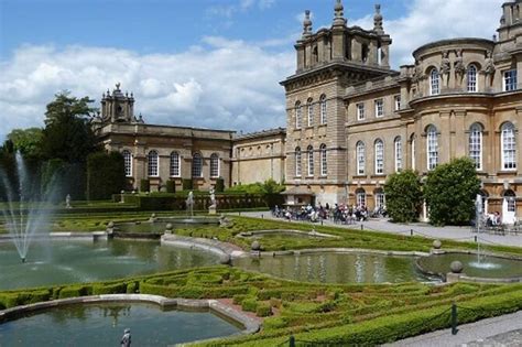 2026 Blenheim Palace and Cotswolds Downtown Abbey Tour (London) - with ...