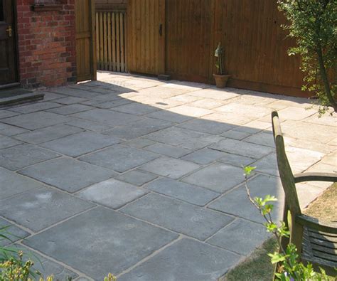 Cheap driveway ideas that won't mean sacrificing kerb appeal | Homebuilding