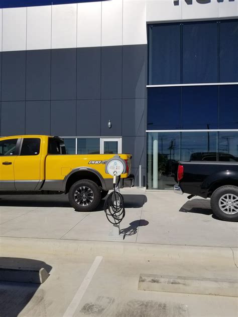 Nissan New Braunfels | New Braunfels, TX | EV Station