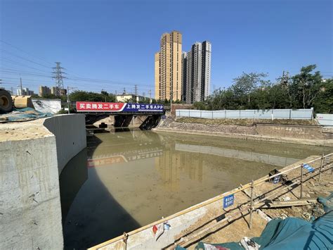 河道已拓宽！郑州金水河沿河路段一期涉铁路节点完工，新的沿河路将比以前宽15米-大河新闻