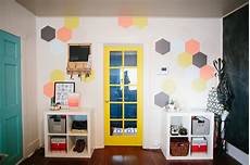 Wall Mural Tutorial by Hexagon Painted Wall Mural Tutorial Liz Morrow Wall Mural Tutorial