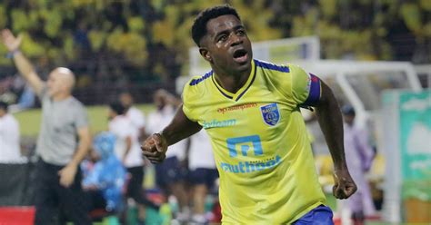 ISL: Mumbai City show interest in Bartholomew Ogbeche, Adam Le Fondre