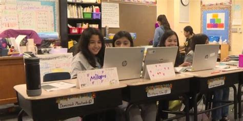 Girls Who Code Club 的图像结果