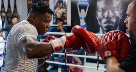 HEAVYWEIGHT CLASH! Andy Ruiz Jr. vs Luis Ortiz Preview