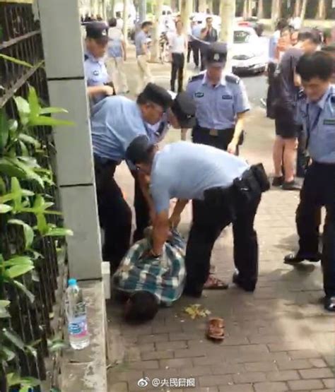 6·28上海砍人事件现场图片 凶手已被警方控制-闽南网