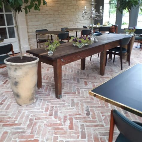 11 INDOOR BRICK FLOORING IDEAS - LUBELSKA
