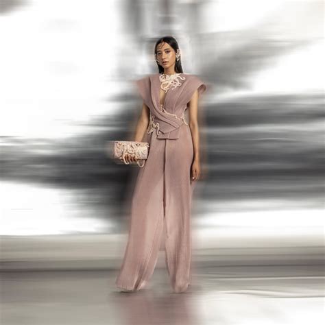 Pleated Organza Exaggerated Shoulder Draped Top with pleated organza t ...