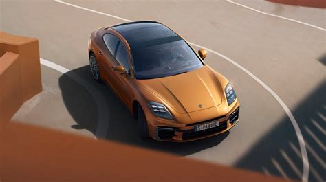 new generation porsche panamera launched in भारत में नई पोर्श पैनामेरा ...
