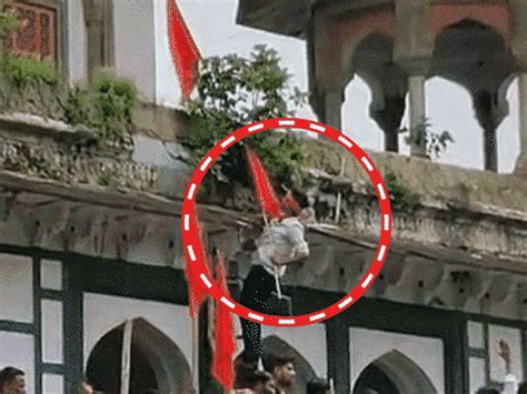 Saffron flag hoisted on tomb in UP’s Fatehpur; Sparks clashes and ...