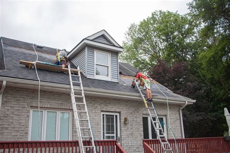Roof Repair Contractor | Emergency Roofing Service