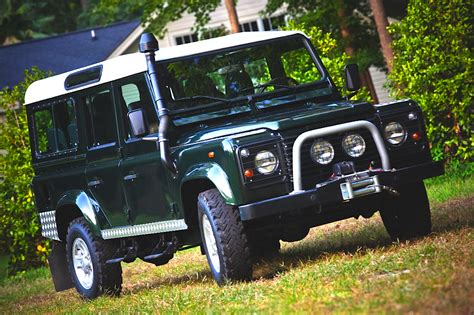 Mountains high: ’84 Land Rover Defender 110 | Mint2Me