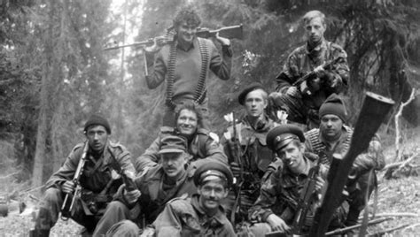 Novosti.rs | Galerija | RUSI STRADALI ZA REPUBLIKU SRPSKU: Neporočan je ...