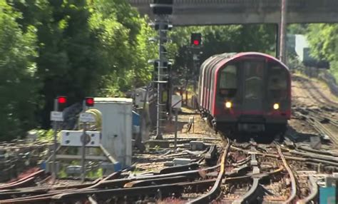 Central-Line Ride 的图像结果