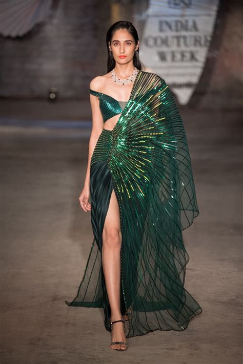 The best saris seen on the runways at India Couture Week 2019 | Vogue India