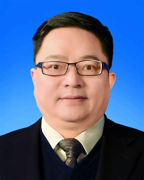 张石梅、严汝建分任哈工程党委副书记，党委委员、常委、副校长-工学新闻
