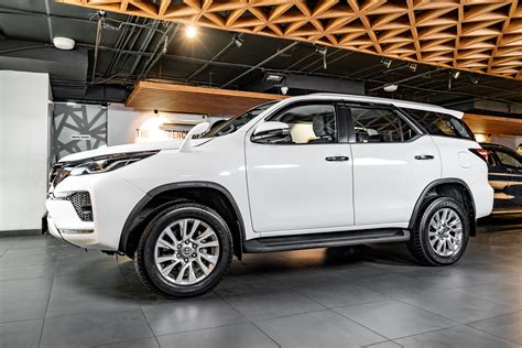 Top 20 Supercars in India: Prices, Specs & Features