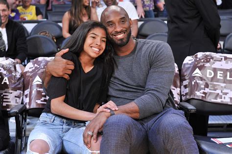Kobe Bryant, daughter among 9 dead in helicopter crash in Southern ...