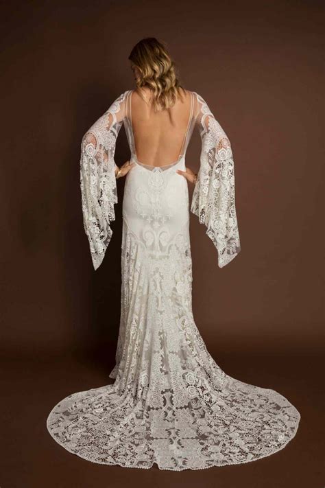 20 Best Bell Sleeve Wedding Dresses of 2021