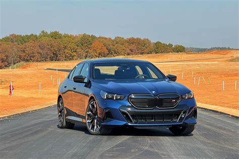 2024 BMW 5 Series Review: Five for Fighting (Mercedes-Benz and Audi) | Gear Patrol