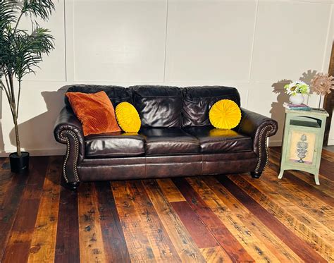 Reclaimed Engineered Hardwood Flooring | Old World Timber