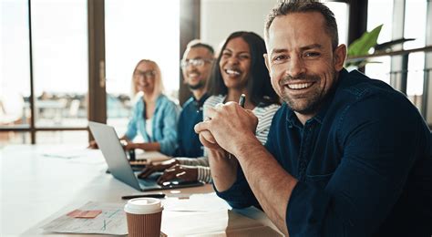 People Smiling High Resolution 的图像结果