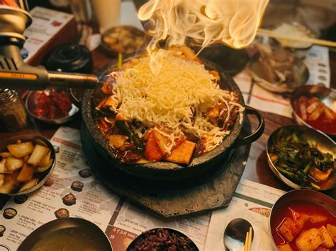 Sawtelle - Los Angeles - The Infatuation