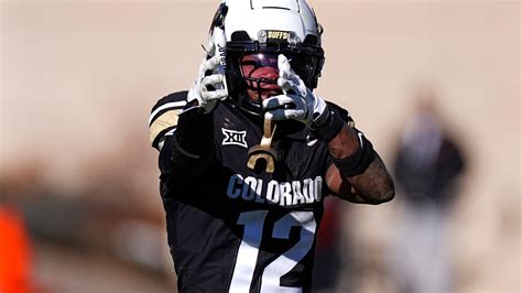 Travis Hunter, the 2-way standout for Colorado, is the AP college ...