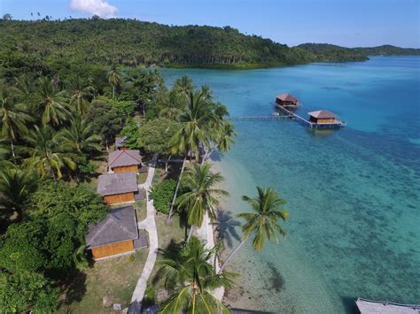 Indonesia Island Vacation Rentals | Airbnb
