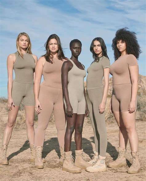 Skims Sport Shoes 的图像结果