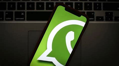 WhatsApp Users Will Soon Be Able To Change Colors In The App! - Tech