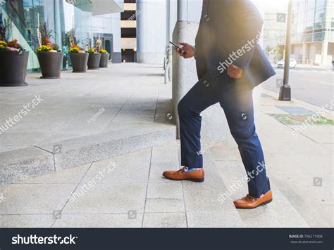 Businessman Stepping Up 的图像结果