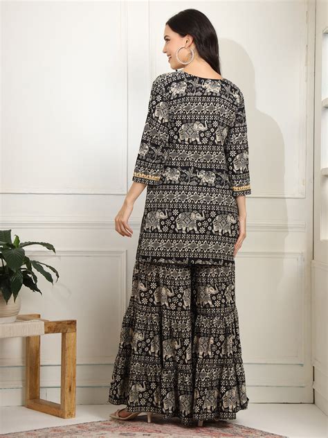 Block Print with Chikankari Kurta and Sharara – Sufiza Lifestyle