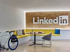 Linkedin New York Office by A Look Inside Linkedin S New Nyc Office Officelovin Linkedin New York Office