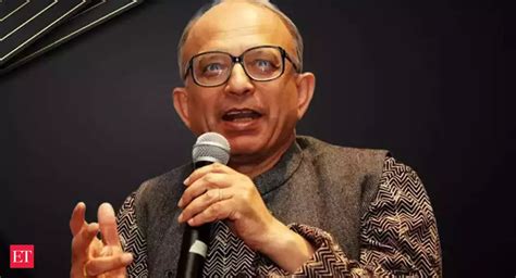 adani hindenberg: Swami Speaks: Dhirubhai Ambani had beaten old school ...