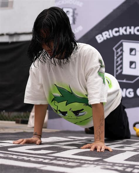 Victoria Jimenez | breathe | Instagram