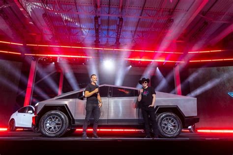 All the companies led by Elon Musk and what they do