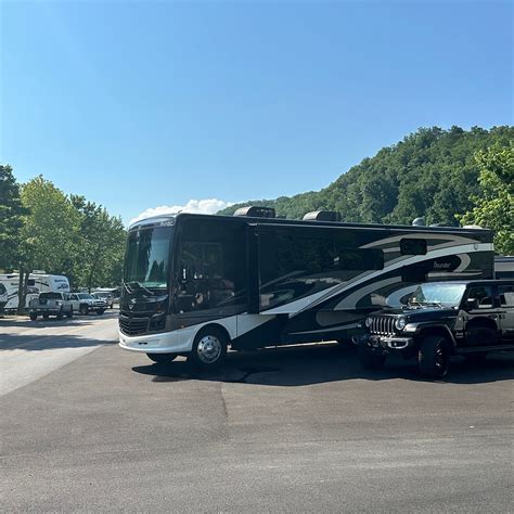 CAMP RIVERSLANDING (Pigeon Forge) - Campground Reviews & Photos ...