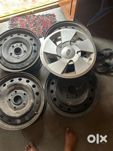 Mahindra XUV500 Rims and covers 4 - Spare Parts - 1819945058