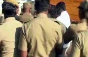 WB: Over 100 arrested for obstructing rail, road traffic - India Today