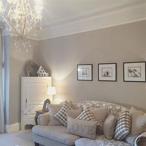 Living Rooms With Grey Carpet And White Walls at Matthew Mansell blog