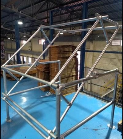 Kee Pivot® Pallet Gate & Mezzanine Safety Gate - Kee Safety